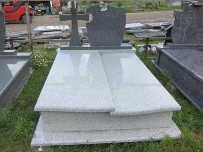 ławeczki na cmentarz białystok